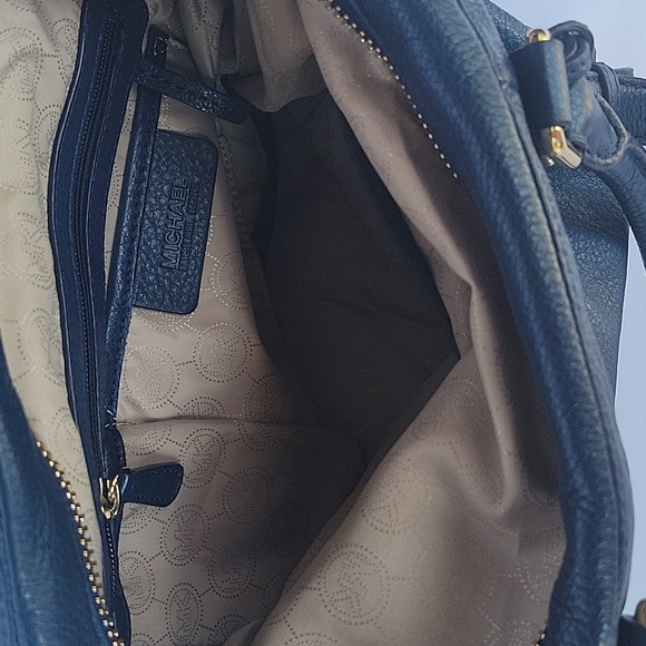 Michael Kors navy blue satchel - Picture 4 of 6